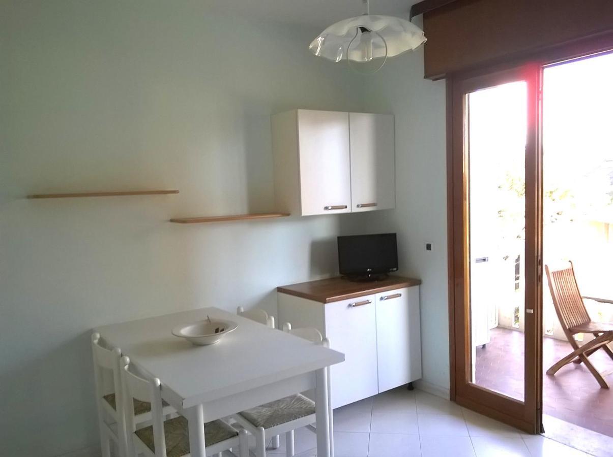 Lucerna Apartments At Sabbiadoro Beach Lignano Sabbiadoro Kültér fotó