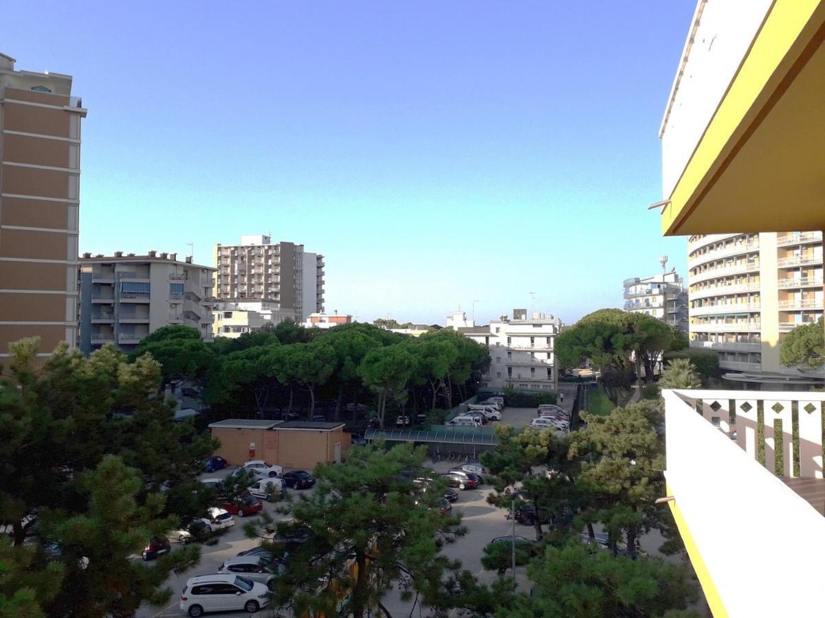 Lucerna Apartments At Sabbiadoro Beach Lignano Sabbiadoro Kültér fotó