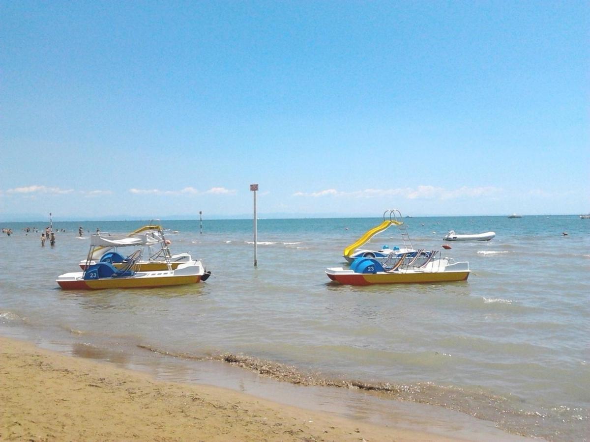 Lucerna Apartments At Sabbiadoro Beach Lignano Sabbiadoro Kültér fotó